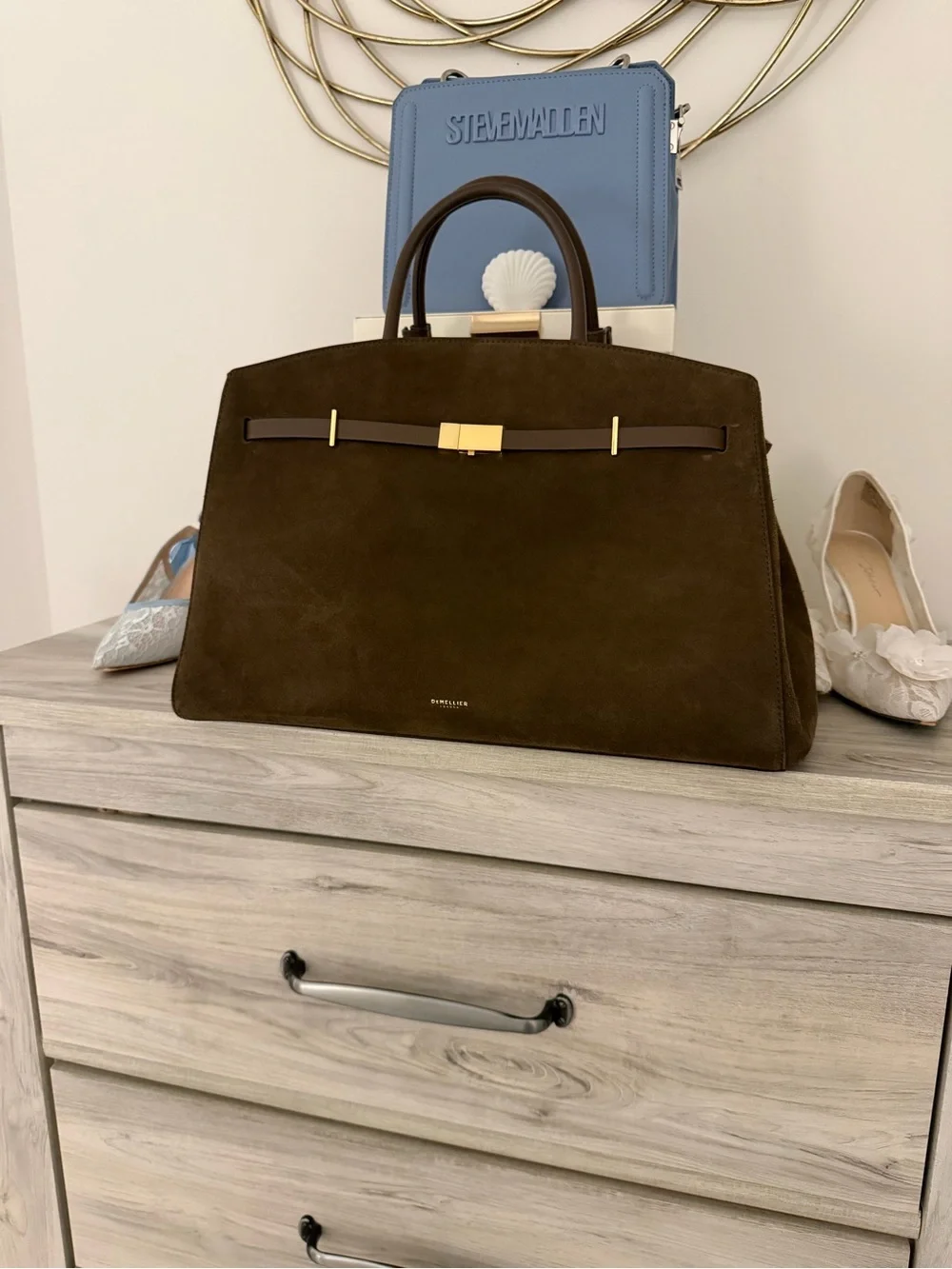 DeMellier like new